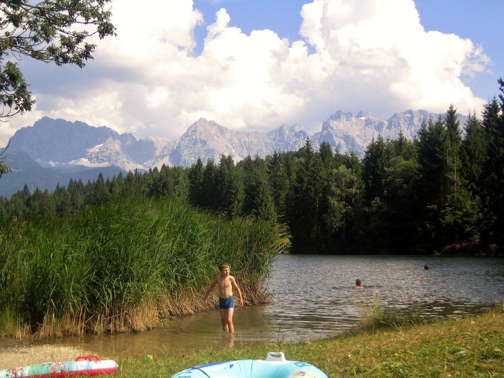 Ferienhaus Beim Veitele Lägenhet Mittenwald Exteriör bild